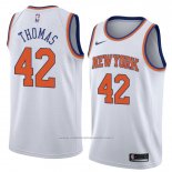 Maillot New York Knicks Lance Thomas #42 Statement 2018 Blanc