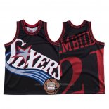 Maillot Philadelphia 76ers Joel Embiid #21 Mitchell & Ness Big Face Noir